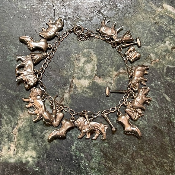 Vintage STERLING Silver CHARM BRACELET w/ 22 Charms - Picture 5 of 6